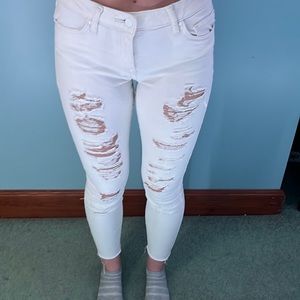 Forever 21 skinny white ripped jeans